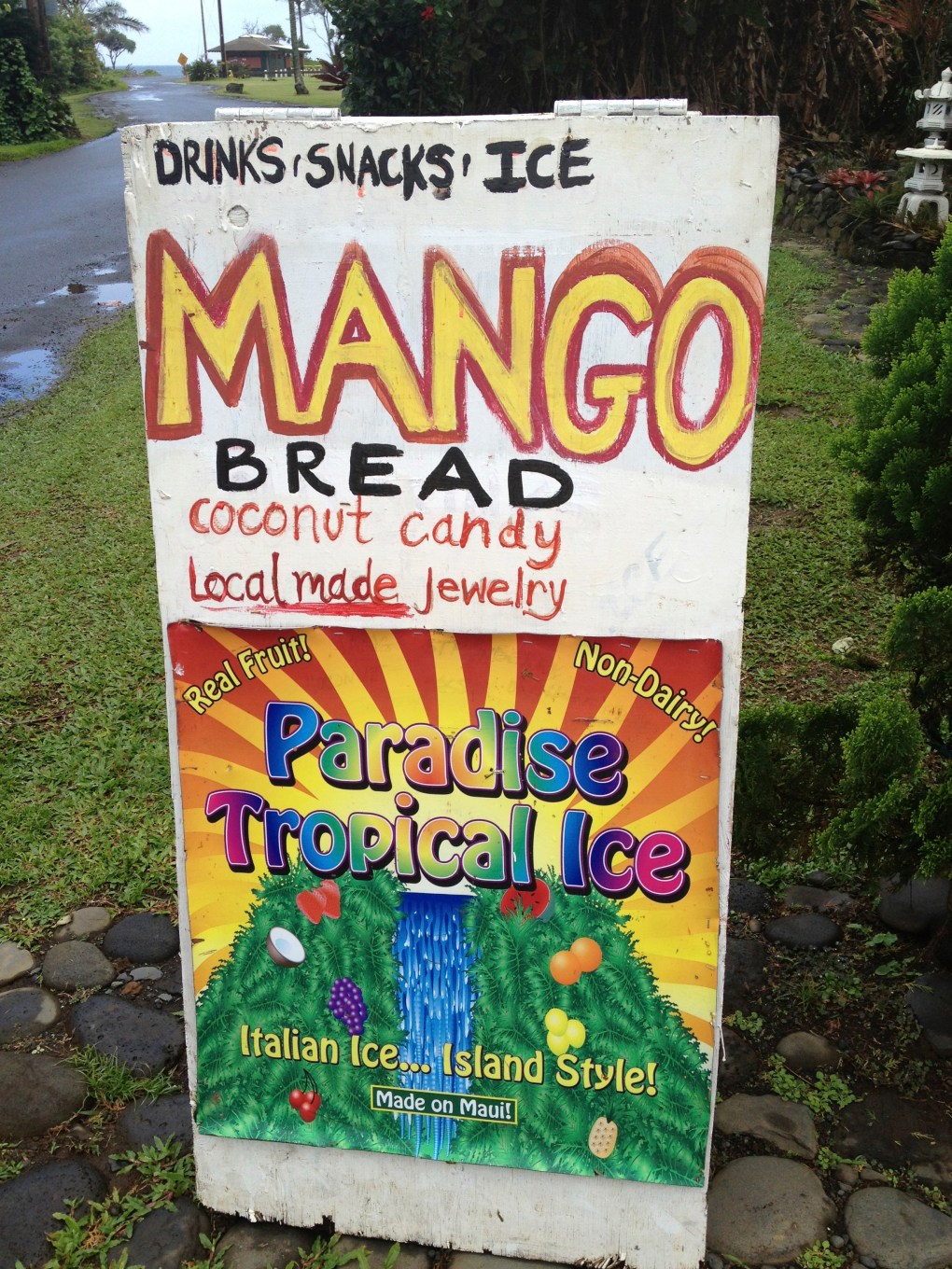 On the road to Hana, stop at Keanae!